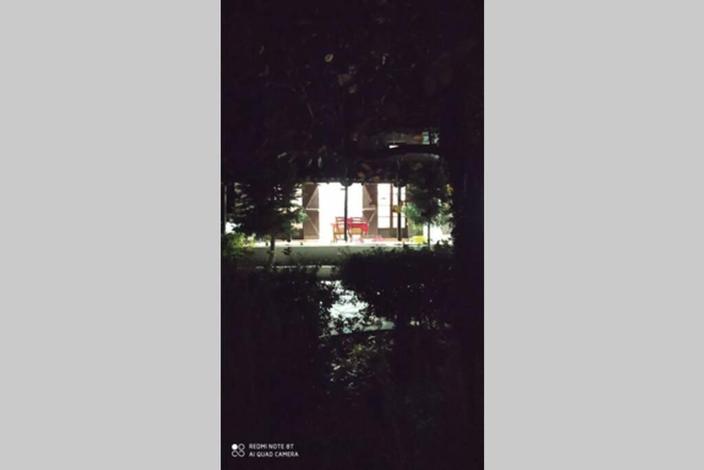 Αρχοντικο Στουσ Προποδεσ Του Ορουσ Διρφυσ Villa Loutsa  Eksteriør billede