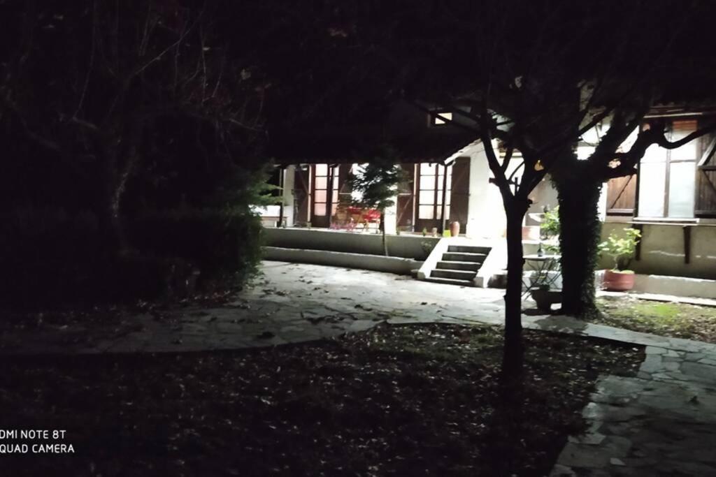 Αρχοντικο Στουσ Προποδεσ Του Ορουσ Διρφυσ Villa Loutsa  Eksteriør billede